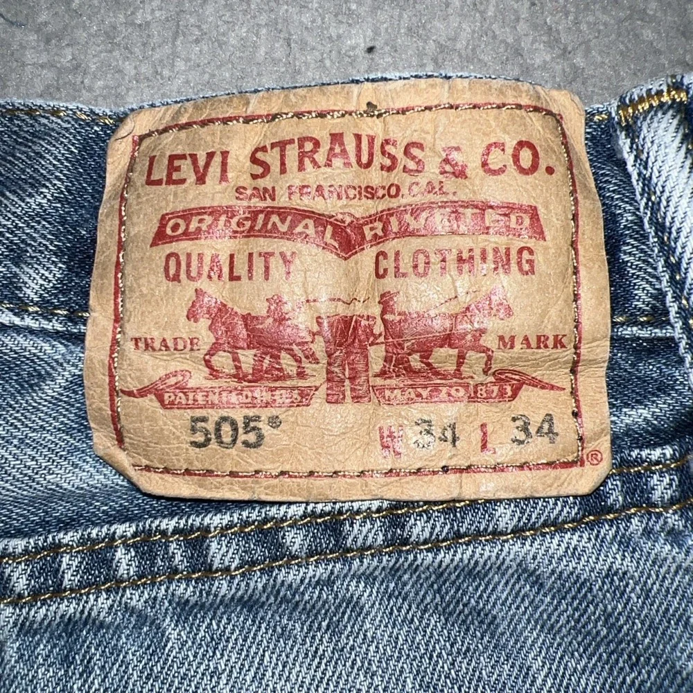 VTG Levi's 505 Batwing Jeans Men 34x34(30x31.5) Blue Denim Distress Straight Y2K